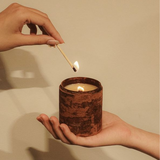 Scented Candle with Cinnamon Bark Cup