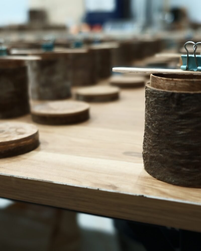 The ZUNGZA workshop in Van Phuc craft village — Buying candles in Ha Noi and the road to Van Phuc craft village